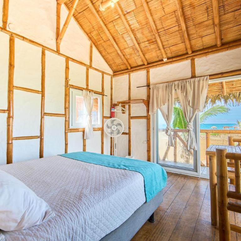 Cabalonga EcoAdventure - Queen Room with Sea View - 6