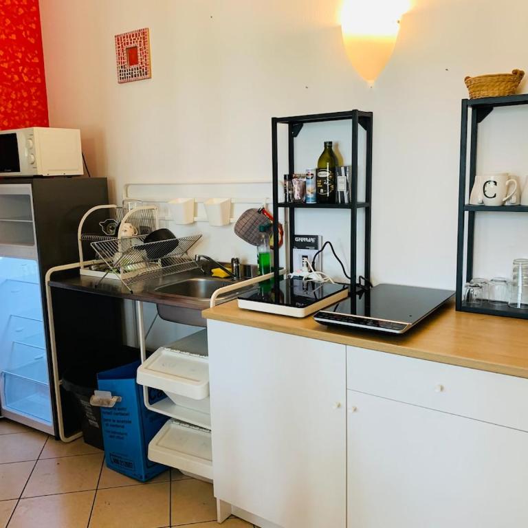 Free Parking, Close to the Train Station and the Duomo - Appartamento con 2 Camere da Letto - 5