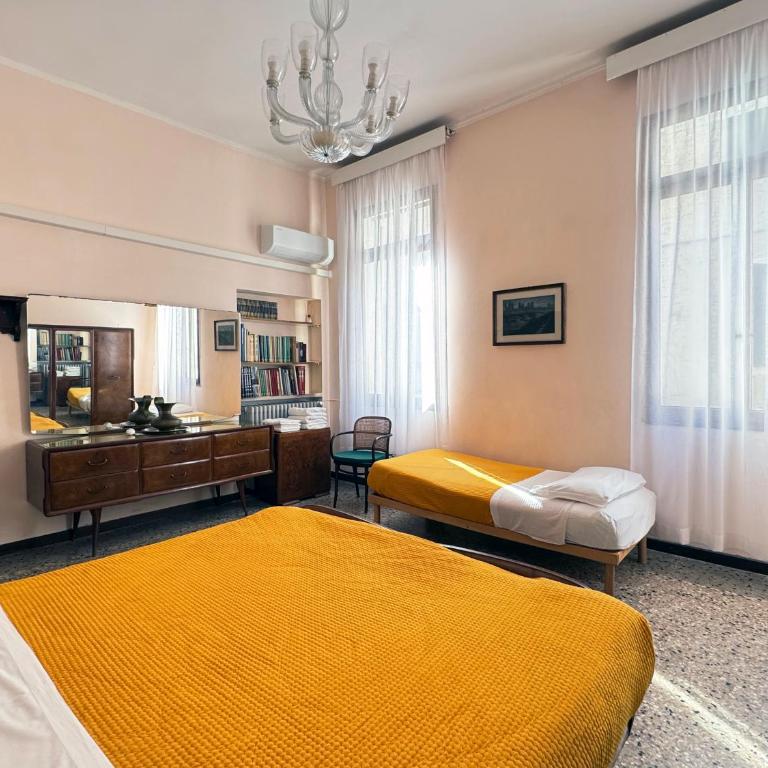 San Polo 1948 Venice Centre - Three-Bedroom Apartment with Water View - 33