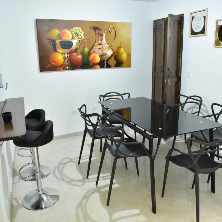 Casa Amplia con garaje - Apartamento de 3 dormitorios - 7