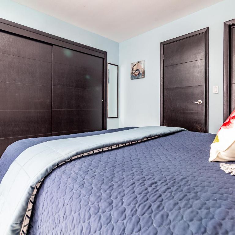 Rosarito pool & garden bar oXxo Farmacy - One-Bedroom Apartment - 7
