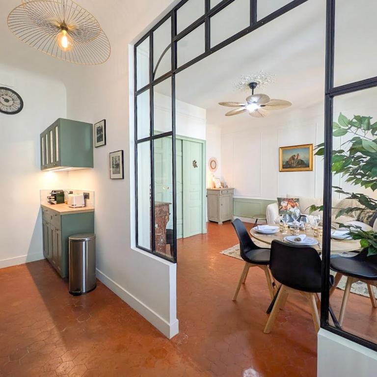 Plein centre d'Aix, bel appartement T2 rénové - Appartement 1 Chambre - 4