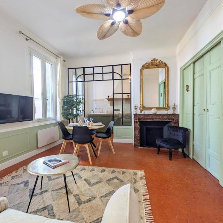 Plein centre d'Aix, bel appartement T2 rénové - Appartement 1 Chambre - 9
