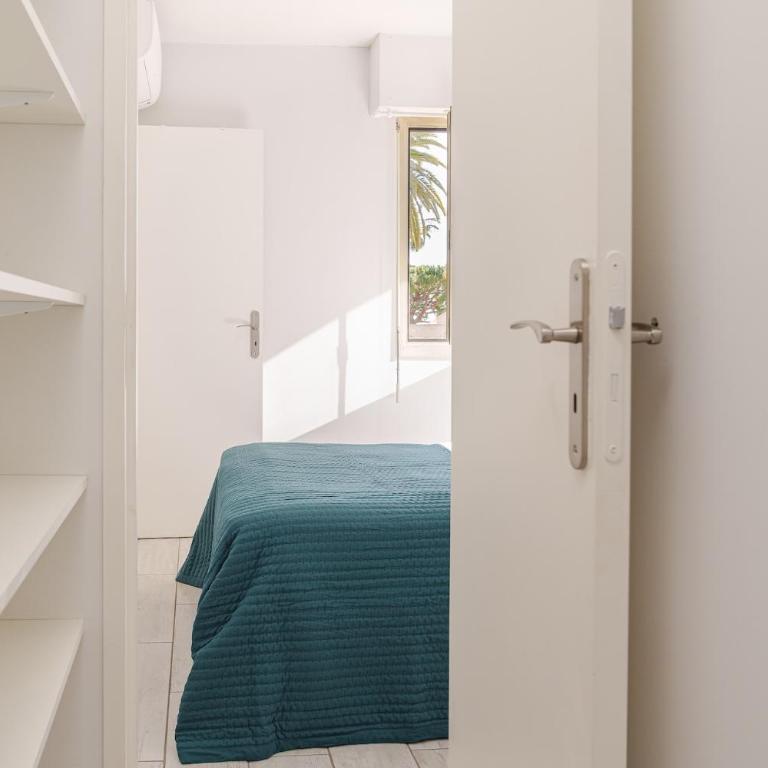Sunny apartment sea and pool view - Appartement 1 Chambre - 4