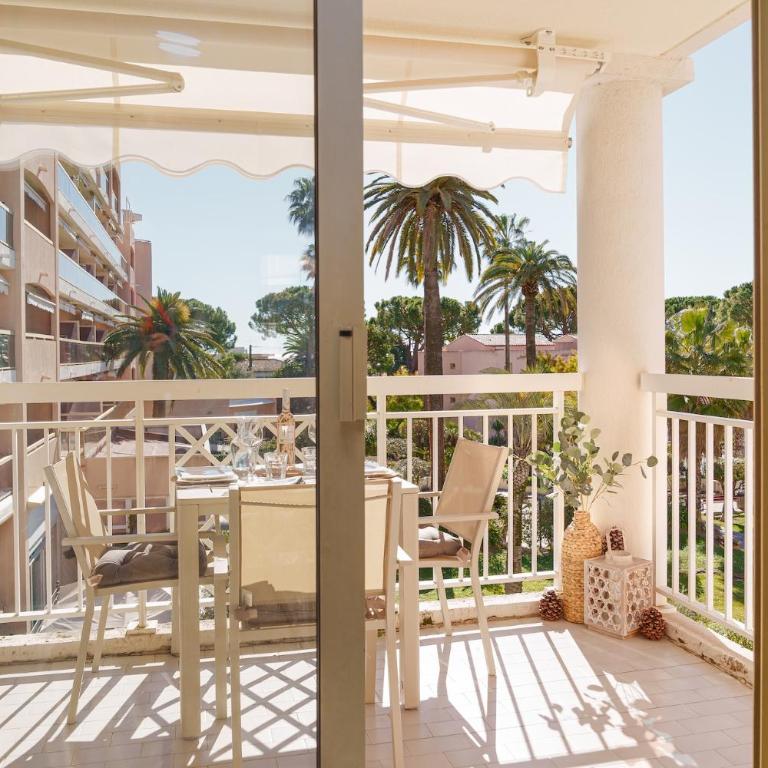 Sunny apartment sea and pool view - Appartement 1 Chambre - 17