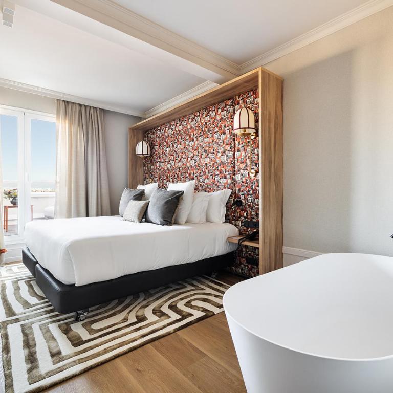 One Shot La Latina - Superior Double or Twin Room - 13