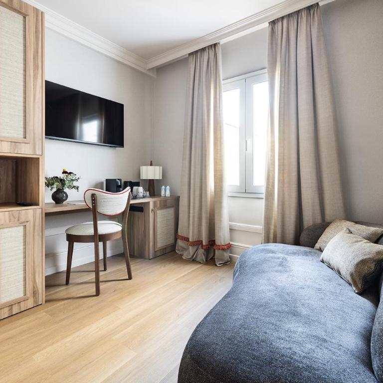 One Shot La Latina - Superior Double or Twin Room - 15