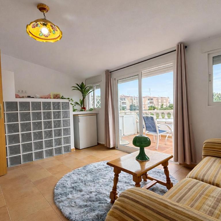 2 Bedroom Beautiful Home In Torrevieja - Casa de vacaciones de 2 dormitorios - 1