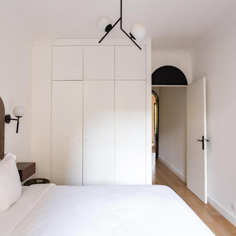 Sunlit Parisian Home with Balcony and Open Views - Apartamento Deluxe de 2 dormitorios con balcón - 19