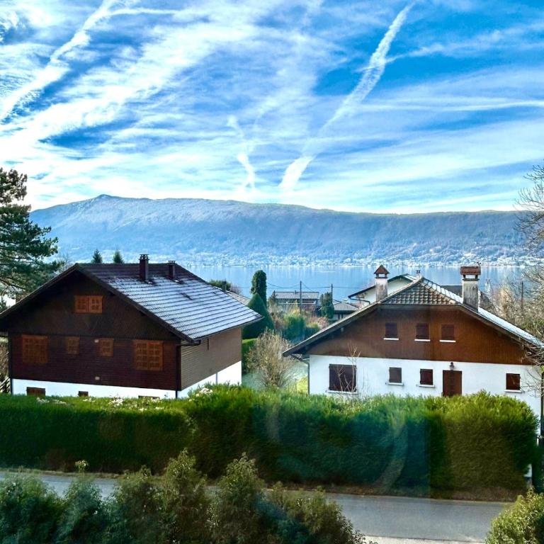 Maison vue lac avec jardin 5min à pied du lac - Villa 2 Chambres - 28