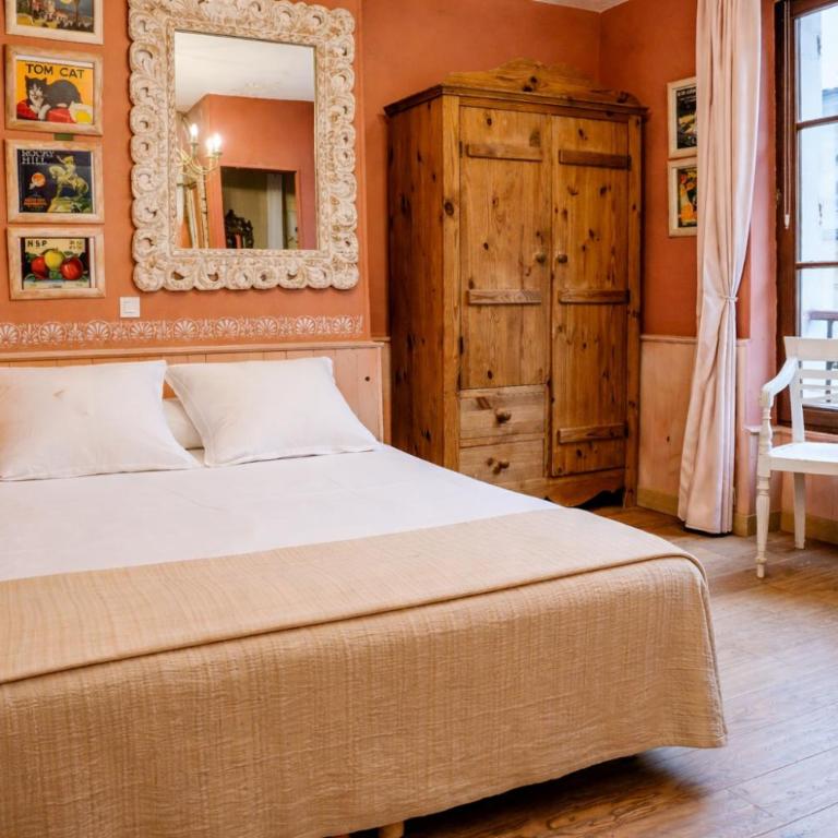 Hotel de Nesle - Chambre Double avec Toilettes Communes - 2