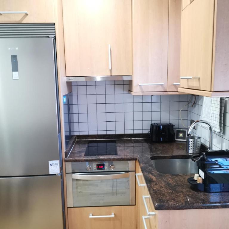 Amplio apartamento situado a 10 minutos del Retiro - Apartamento de 3 dormitorios - 8