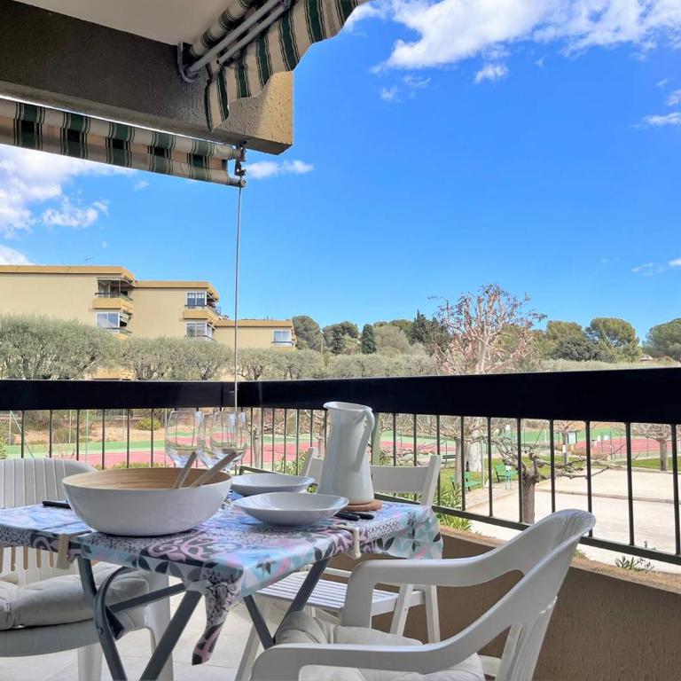 BO270-C15 Appartement Studio 3 couchages BORMES LES MIMOSAS - Studio - 6