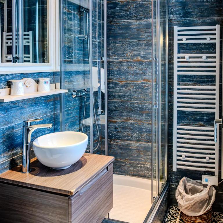Hotel de Nesle - Chambre Simple avec Salle de Bains Privative - 6