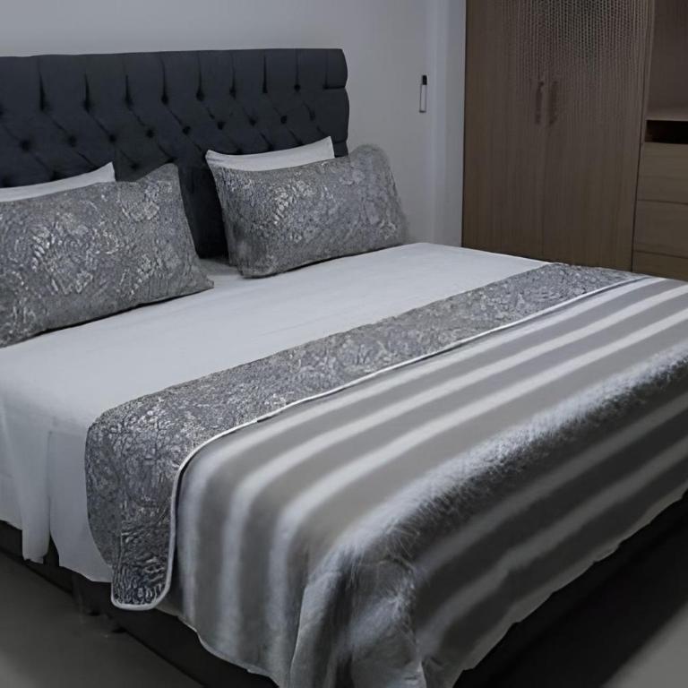 (304) Loft Remodelado y Equipado en Granada - Apartamento de 1 dormitorio - 11
