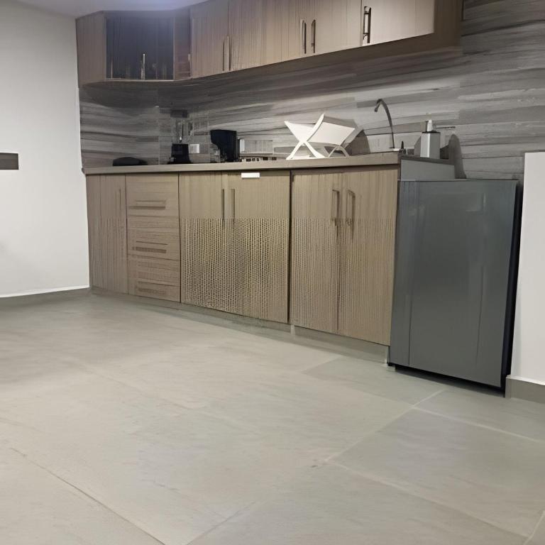 (304) Loft Remodelado y Equipado en Granada - Apartamento de 1 dormitorio - 14