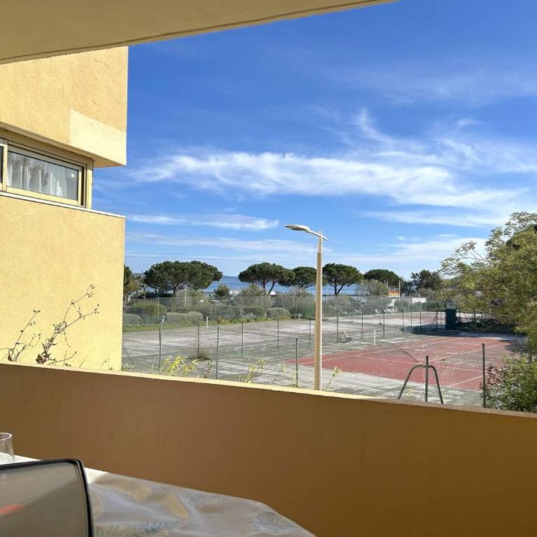 BO490-022 Appartement Studio coin nuit 4 couchages BORMES LES MIMOSAS - Apartamento Estudio - 2