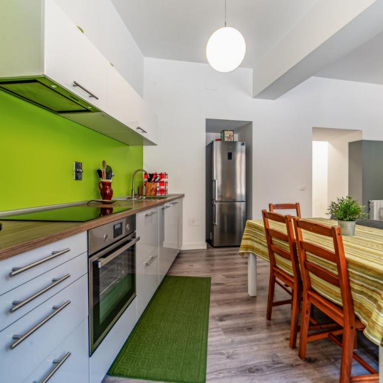 Casa Fabrizio - Metro San Giovanni - Appartamento con 2 Camere da Letto - 4