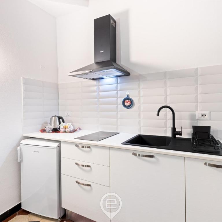 Delì Apartment - Monolocale - 12