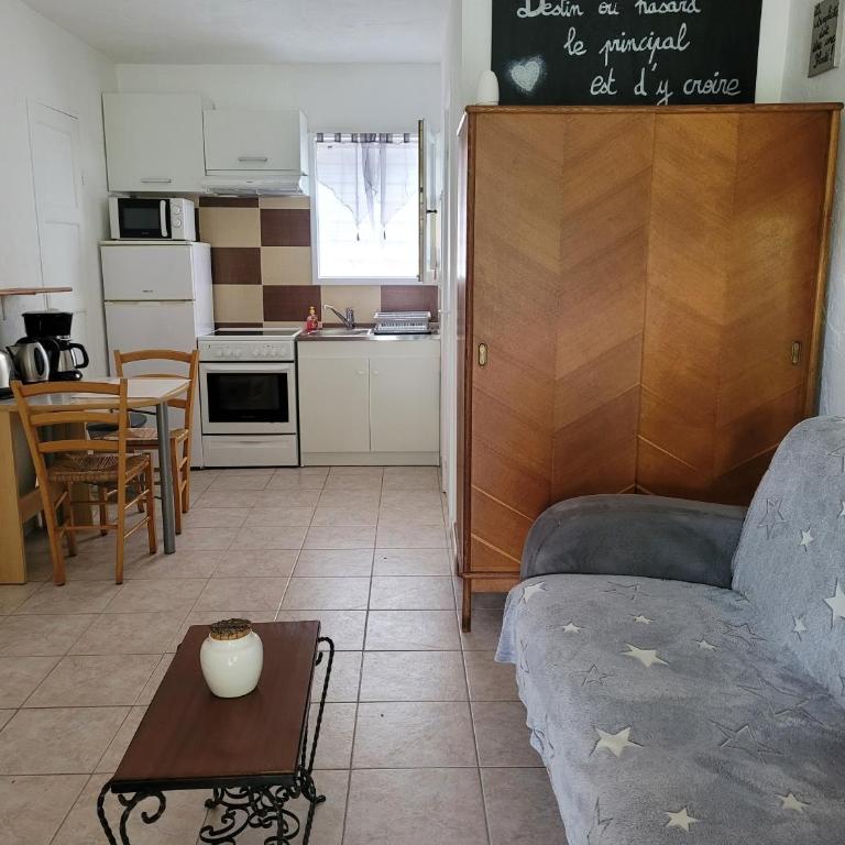 Les Chenes Biot - Studio with Terrace - 9