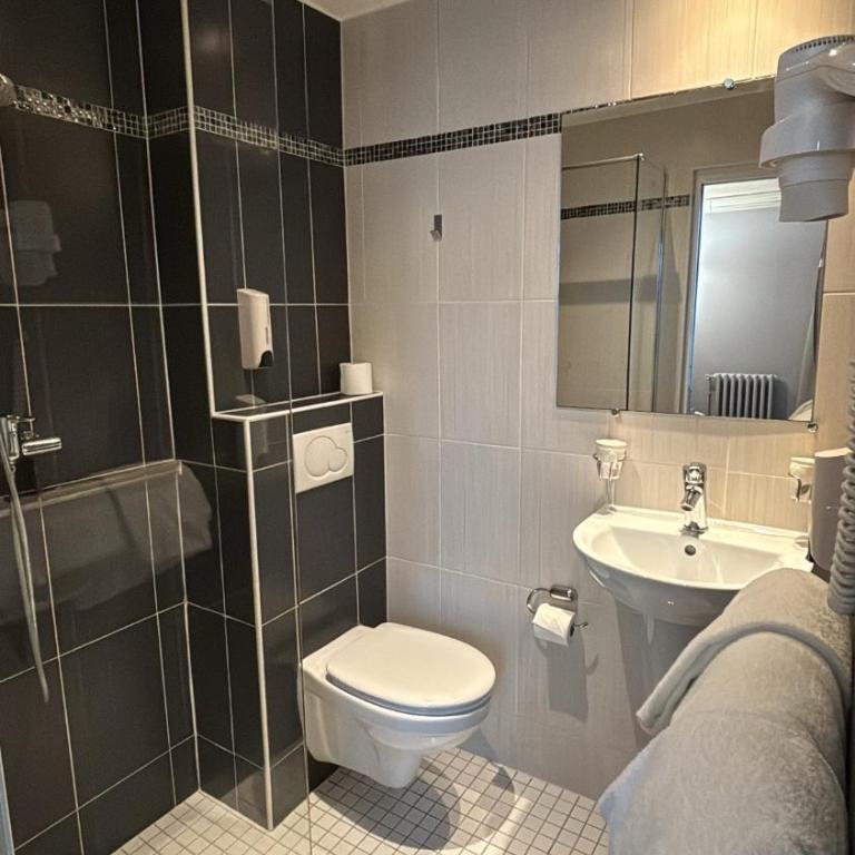 New Hôtel Gare Du Nord - Chambre Triple - 8