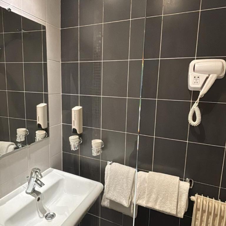 New Hôtel Gare Du Nord - Chambre Double - 21