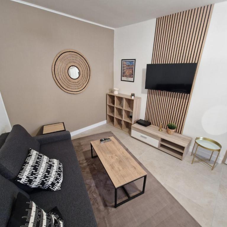 Casa Némausa - One-Bedroom Apartment - 14