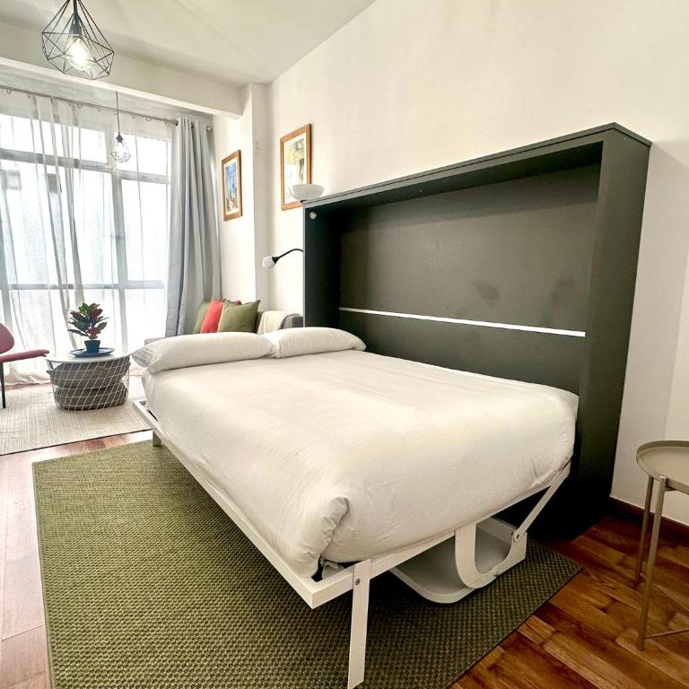 Sweet Spot steps from Gran Vía - Two-Bedroom Apartment - 12