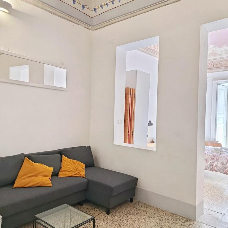 Fresco Apartment with Terrace - Two-Bedroom Apartment - 3