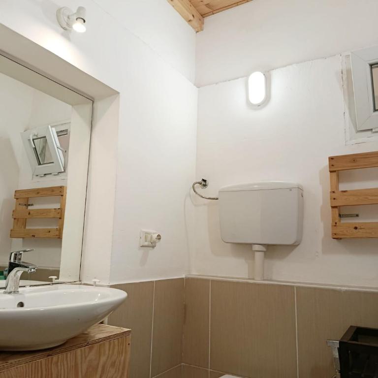Fresco Apartment with Terrace - Two-Bedroom Apartment - 7