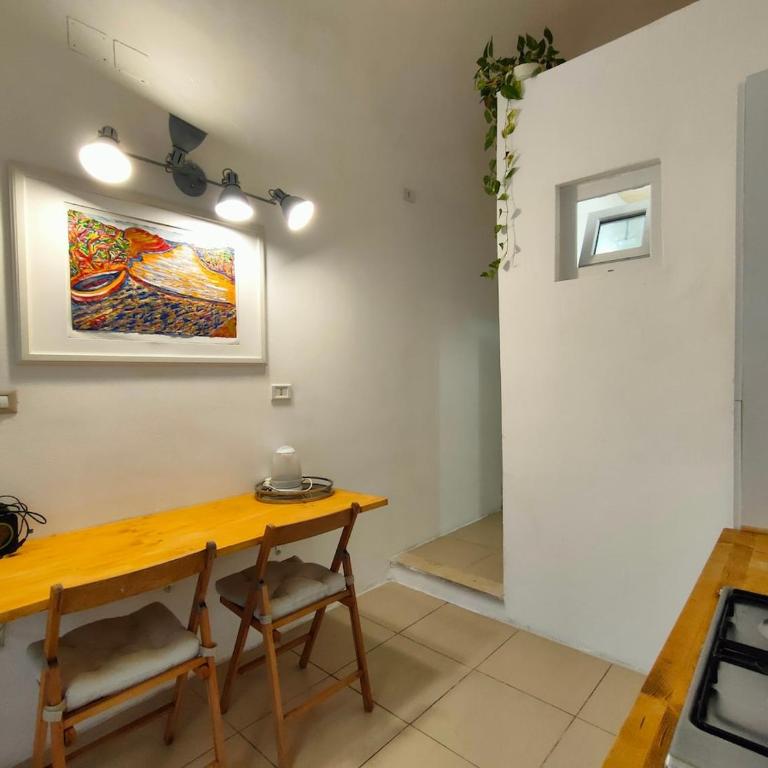 Fresco Apartment with Terrace - Two-Bedroom Apartment - 14
