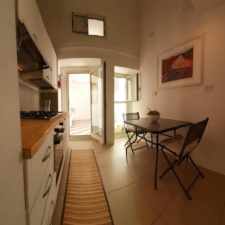 Fresco Apartment with Terrace - Two-Bedroom Apartment - 16