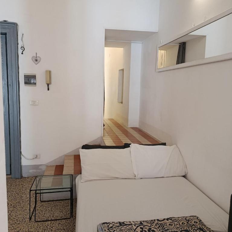 Fresco Apartment with Terrace - Two-Bedroom Apartment - 21