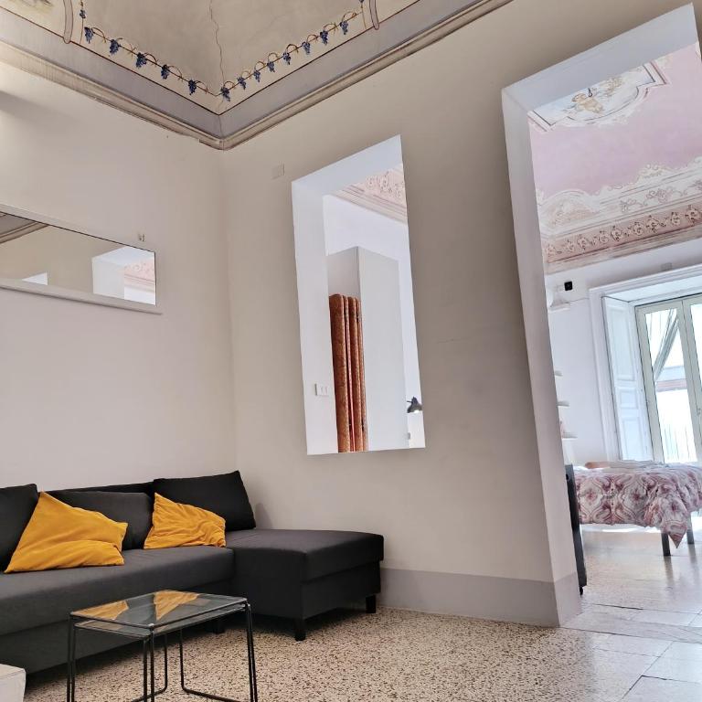 Fresco Apartment with Terrace - Two-Bedroom Apartment - 22