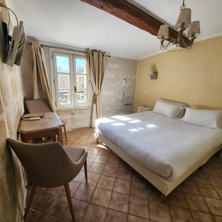 Hôtel du Palais des Papes - Chambre Double - 3