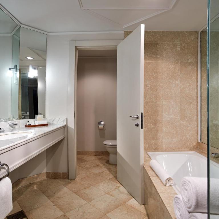 Hyatt Regency Belgrade - Executive Suite - 6