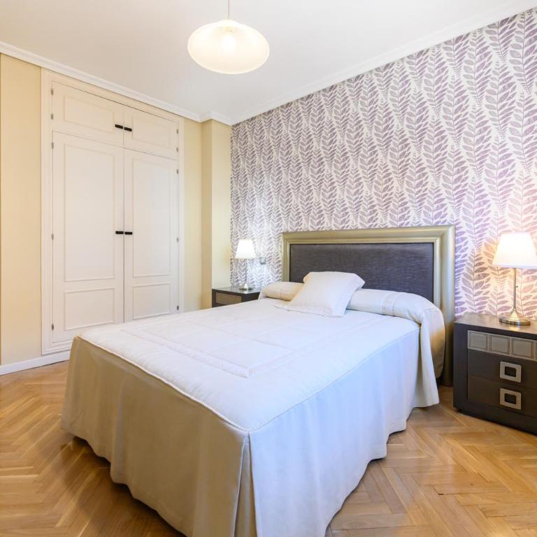 TAM82D - Amplio piso de 2 dormitorios en Madrid - Alquiler temporal - Two-Bedroom Apartment - 4