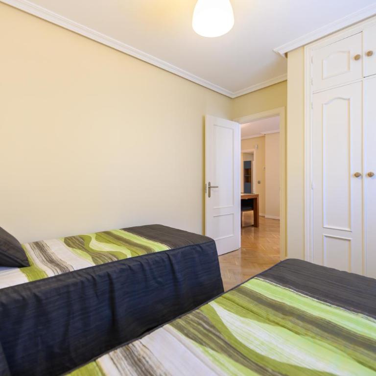 TAM82D - Amplio piso de 2 dormitorios en Madrid - Alquiler temporal - Two-Bedroom Apartment - 24