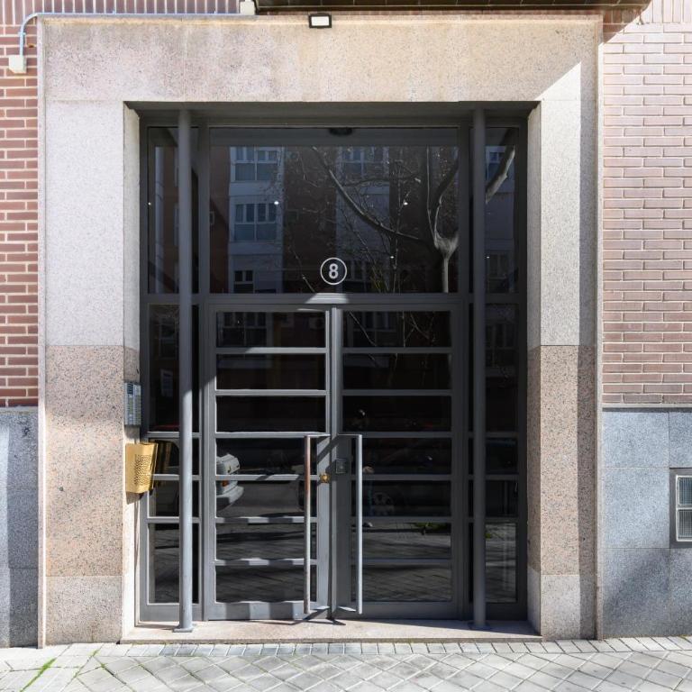 TAM82D - Amplio piso de 2 dormitorios en Madrid - Alquiler temporal - Two-Bedroom Apartment - 43