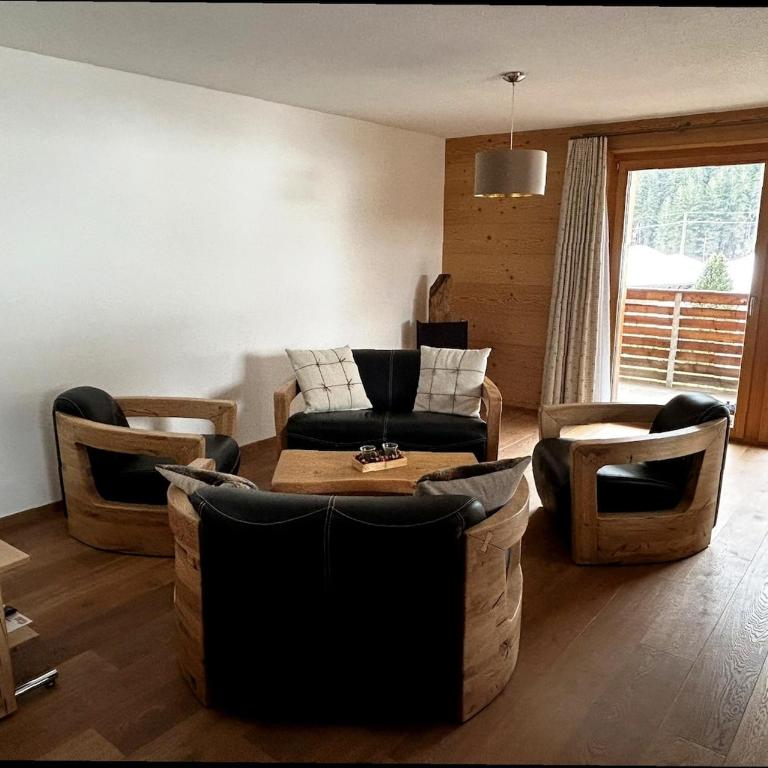 Modern chalet apartment with Eiger view - Apartment mit 2 Schlafzimmern und Bergblick - 5