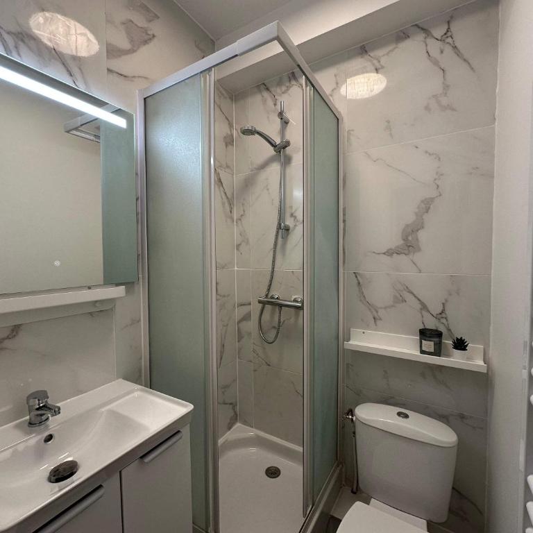 New 114 Suite Manon - Cosy Apartment Paris Center - Studio - 14
