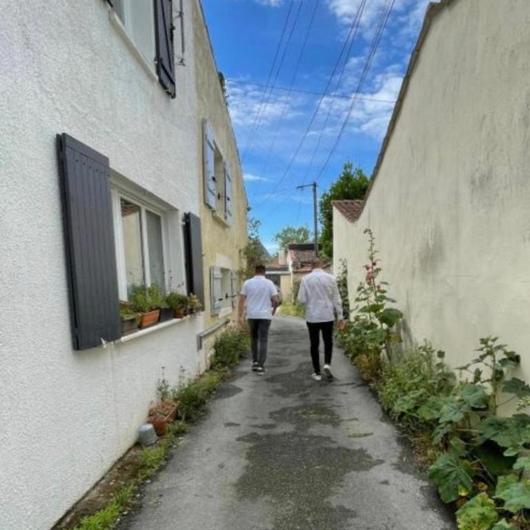 Le p tit Marin proche marché central et gare SNCF- wifi haut débit - - One-Bedroom Apartment - 22
