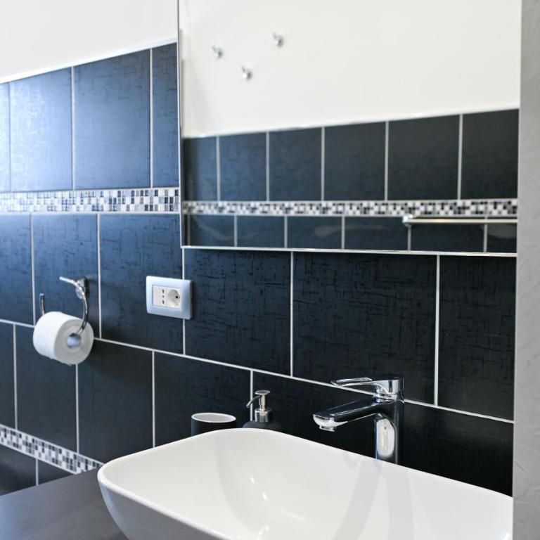 GIKLA MAISON - Three-Bedroom House - 41