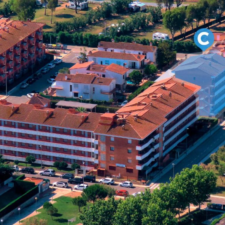 Alojamientos Familiares Sa Gavina Lado C Estartit - Two-Bedroom Family Apartment - 2
