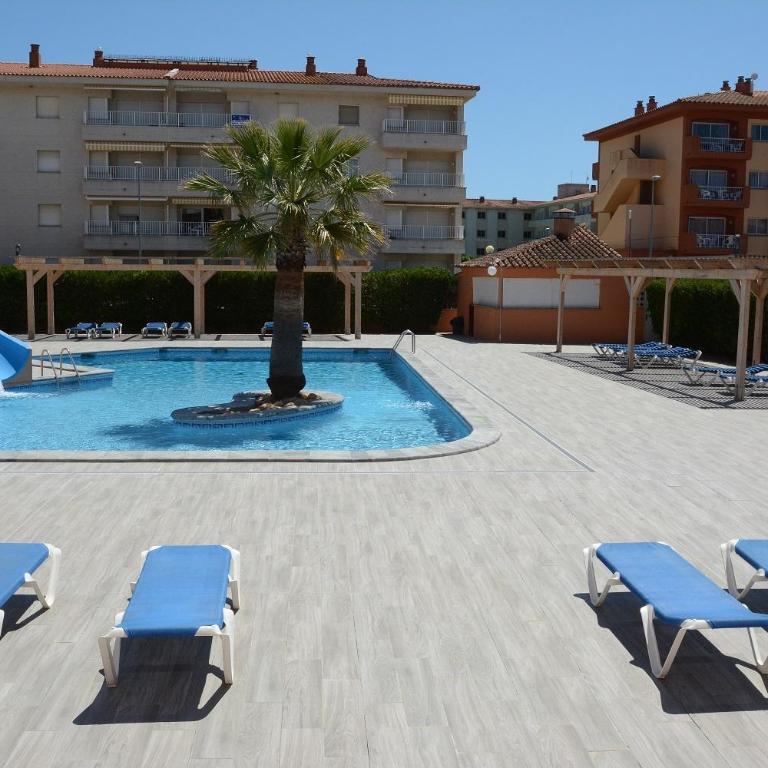 Alojamientos Familiares Sa Gavina Lado C Estartit - Two-Bedroom Family Apartment - 1