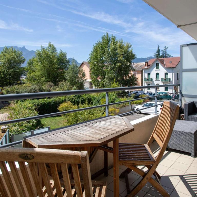 Appartement T3 avec terrasse, garage et wifi à Aix-les-Bains - FR-1-555-120 - Apartamento - 12