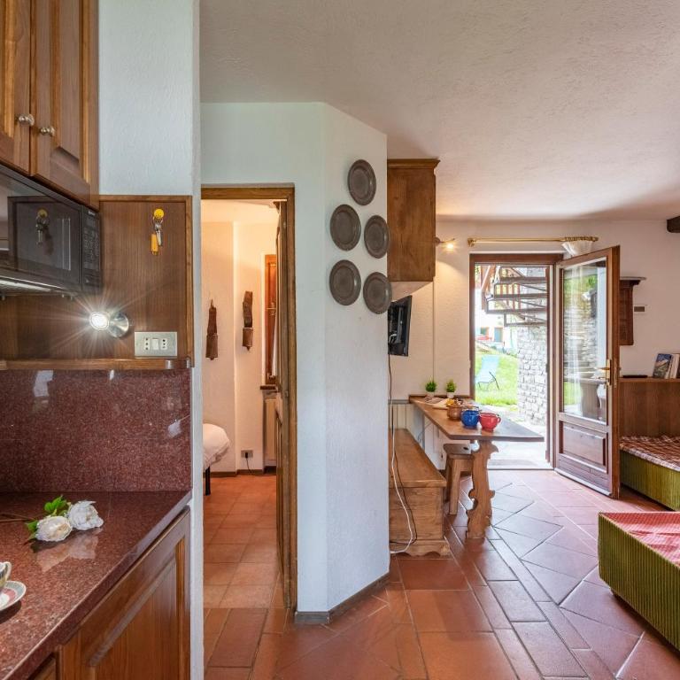 Cozy Apartment with Garden in Courmayeur - Happy Rentals - Appartement avec Vue sur la Montagne - 12