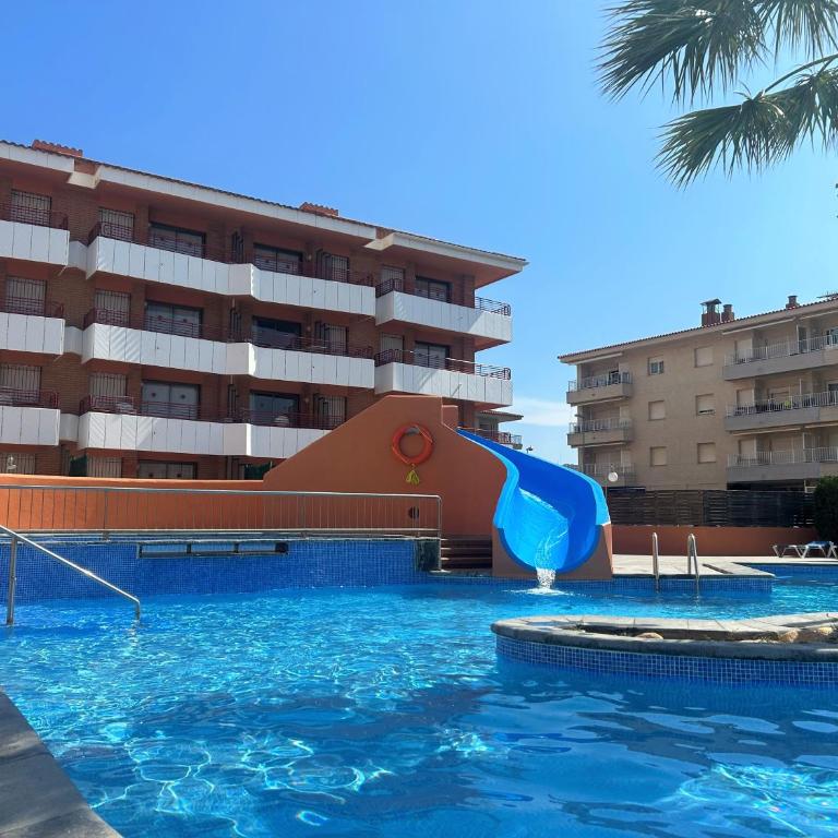 Alojamientos Familiares Sa Gavina Lado C Estartit - Two-Bedroom Family Apartment - 9