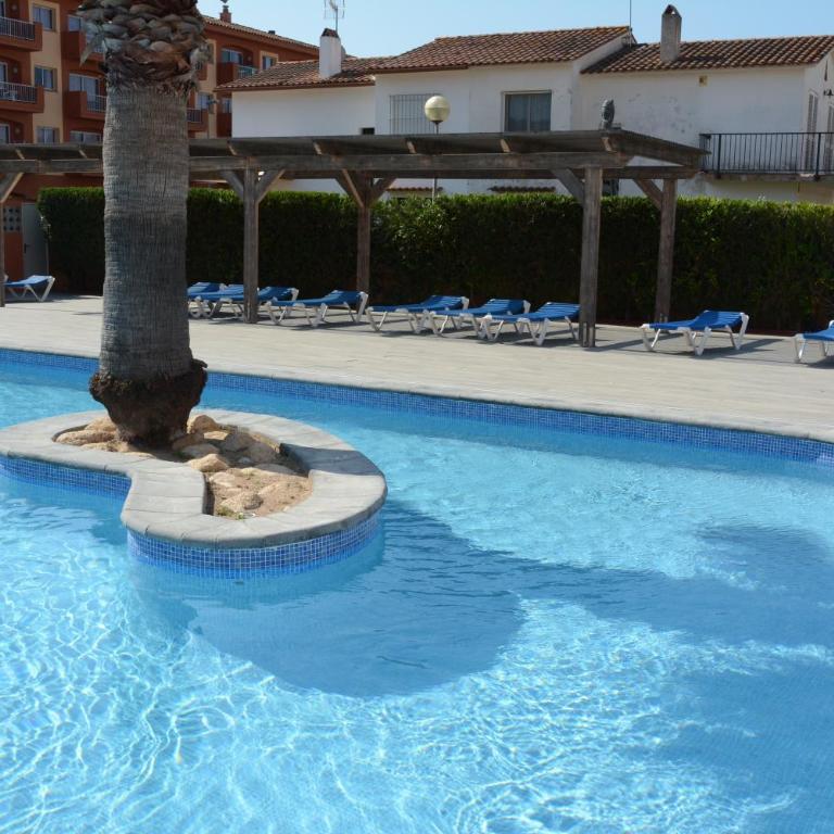 Alojamientos Familiares Sa Gavina Lado C Estartit - Two-Bedroom Family Apartment - 23