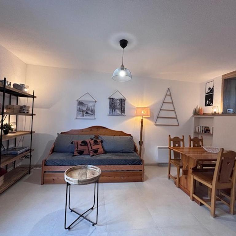 Appartement calme proche navettes, proche piscine - Apartment mit 1 Schlafzimmer - 1